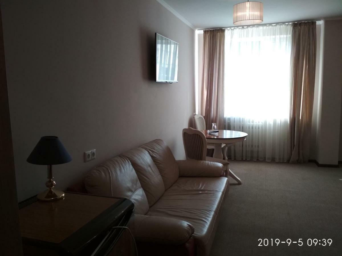 Hotel Olgas Hlybokaye Bagian luar foto